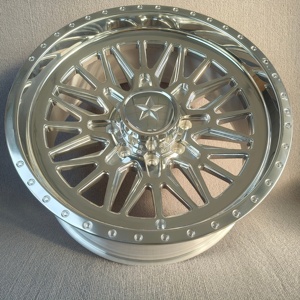 Ruedas Forjadas Pulimentadas 20x10 22x12 24x12 26X14 -18 -<span class=keywords><strong>25</strong></span> -44 -51 -76 -101 Offset 8x165.1 (8x6.<span class=keywords><strong>5</strong></span>), 8x170, 8x180 para Ruedas de Camión - Product Image 3