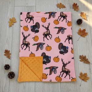 Couverture Douce Double Couche pour Bébé Motif Animalier Chasse Automne (Cerf, Dinde, Canard, Citrouille) – Meilleure Vente - Product Image 1