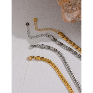 JINYOU 1406 <span class=keywords><strong>Collar</strong></span> de Acero Inoxidable con Cadena Cubana Gruesa Impermeable, Diseño de Corazón, Chapado en Oro de <span class=keywords><strong>18k</strong></span>, Joyería de Declaración de Amor - Product Image 4
