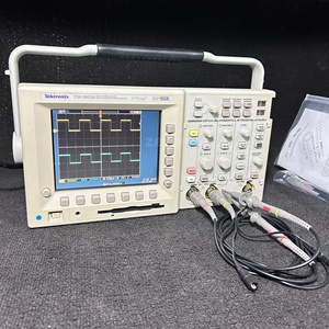 Oscilloscope couleur Tektronix TDS3052B d'occasion, 500 MHz, 2 canaux, 5 GS/s, garantie 1 mois, 80 % neuf, d'origine - Product Image 4