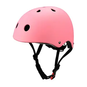 キッズスケートボード自転車スクーター保護膝肘リストガード用の卸売チャイルドスケート保護パッドとヘルメットセットキット