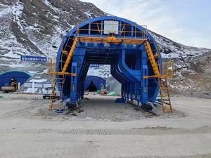 מערכת טרולי לתבניות בטון XingKun מודרנית וחזקה מפלדה Q235/Q345 לבניית מנהרות (6 מ'/9 מ'/10.5 מ'/12 מ') - Product Image 5