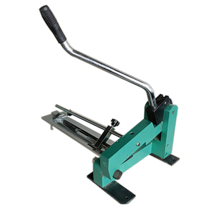 Macchina Manuale per Taglio di Lamiere in Acciaio con Fustella a 3 Punti - Product Image 2