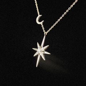 Collar de Lujo para Mujer con Colgante de Estrella del Norte y Destello de Diamante de Moissanita en Plata de Ley 925 Bañado en Rodio - Product Image 5