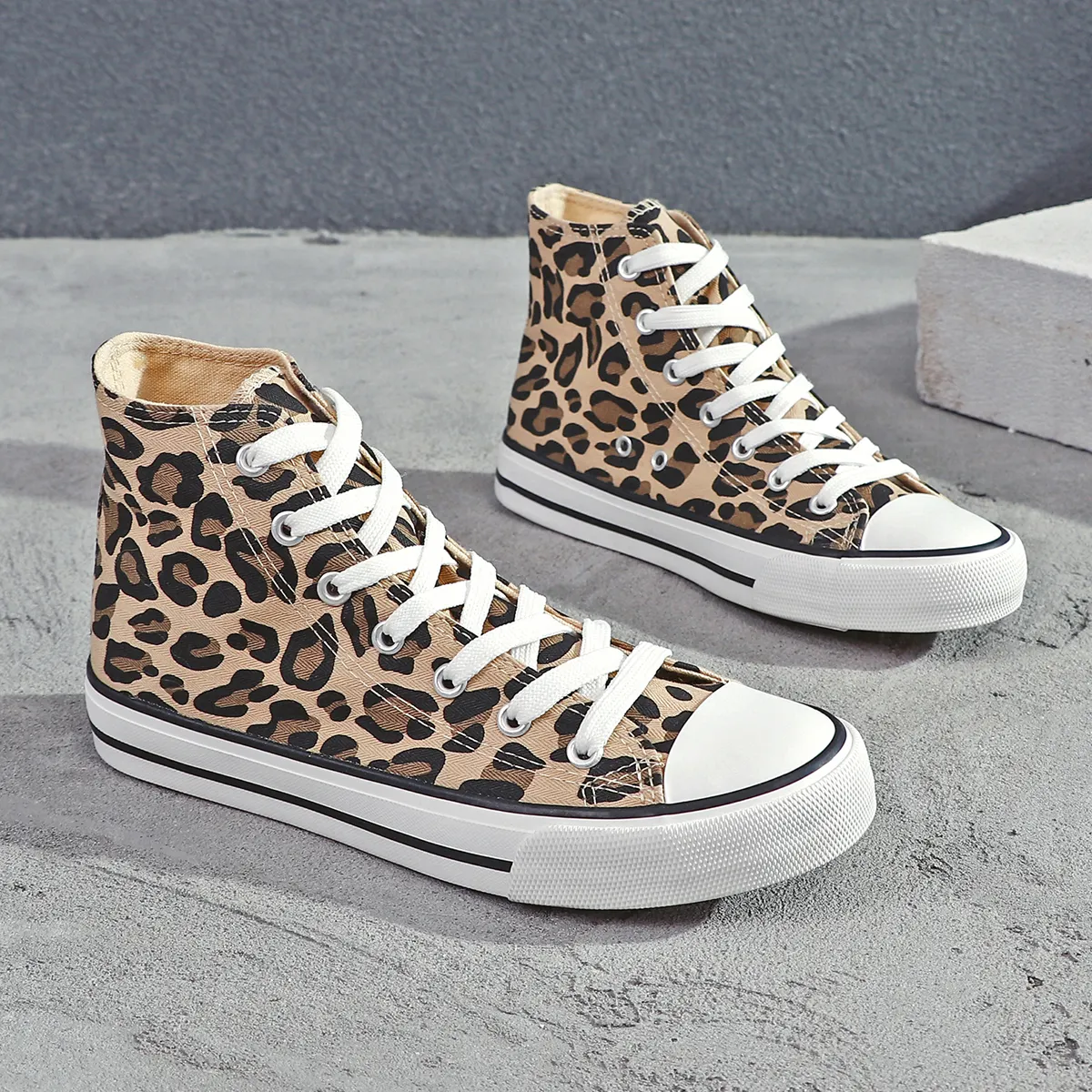 Fashion canvas trend women's vulcanized shoes customized leopard print canvas shoes
