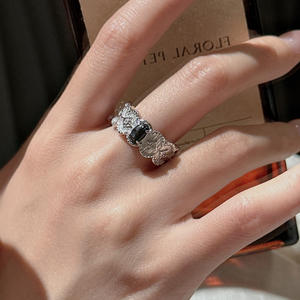 Anillo Abierto de Plata de Ley S925 con Incrustaciones de Piedras Doradas, Diseño Simple y Moderno, Estilo Medieval Vintage de Corte, Alas - Product Image 2