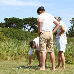 Set <span class=keywords><strong>de</strong></span> <span class=keywords><strong>Pétanque</strong></span> 8 <span class=keywords><strong>Boules</strong></span> en Acier Inoxydable 72mm, Haute Résistance, Durable, Argent, avec Sac en Polyéthylène et Emballage Carton - Product Image 3