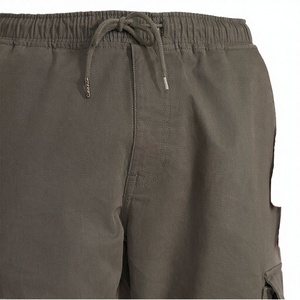 Shorts de sport pour hommes grande taille, respirants, à séchage rapide, multi-poches, avec cordon de serrage, tricotés, pour l'été - Product Image 3