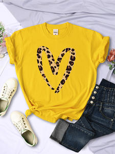 Camiseta de amor con estampado de leopardo calado para mujer, camiseta informal a la moda, camiseta suave de deporte callejero, camiseta de calle transpirable para mujer - Product Image 5