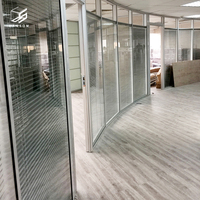 Profilé en aluminium de haute qualité cloison de séparation en verre insonorisée salle de réunion bureau intérieur cloison en verre avec volets