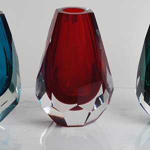 Crystal <b>Vase</b> <b>Red</b> Faceted Geometric Design Handmade Eco-Friendly Wedding Tabletop Decor Modern Style - Product Image 3