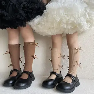 Opción económica <span class=keywords><strong>comprar</strong></span> al por mayor <span class=keywords><strong>calcetines</strong></span> para niños primavera Otoño Invierno nuevo lindo arco niñas bebé <span class=keywords><strong>calcetines</strong></span> tubo de algodón Vertical - Product Image 2