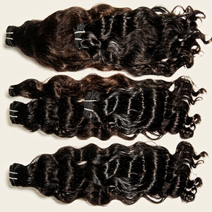 Tissage de cheveux humains Remy à cuticules alignées Origine indienne Vague naturelle Loose Deep Wave Extension de cheveux sans perte de cheveux - Product Image 1