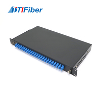 Panneau de brassage fibre optique FTTH 1U 19 pouces SC 12/24 cœurs entièrement pré-équipé avec pigtail pour montage en rack et configuration ODF