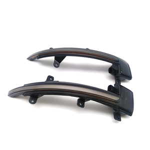 ไฟเลี้ยวแบบไดนามิก LED สำหรับกระจกมองหลังรถยนต์ ADT สำหรับ TT TTRS R8 - Product Image 1
