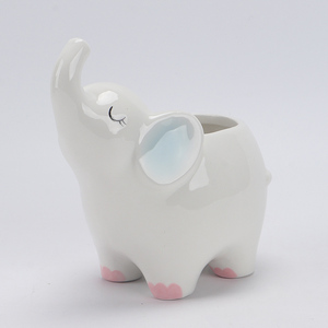 Encantadora Maceta <span class=keywords><strong>de</strong></span> Cerámica Blanca con Forma <span class=keywords><strong>de</strong></span> <span class=keywords><strong>Elefante</strong></span>, con Orejas y Patas Rosadas, Hermoso Porta Macetas con Temática Animal para Decoración - Product Image 1