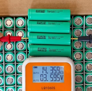 Bateria de Íon de Lítio 18650 de Alta Potência 3.6V 3000mAh, Baterias Recarregáveis 18650 20P 25P - Product Image 2
