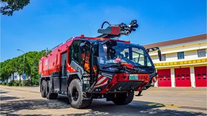 Camion de pompier <span class=keywords><strong>blindé</strong></span>-Vente directe d'usine <span class=keywords><strong>à</strong></span> bas prix - Product Image 4