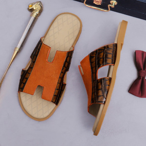 Pantuflas de hombre de cuero genuino, estilo europeo, modernas, cómodas, informales, para uso en exteriores y en casa, novedad de verano. - Product Image 2