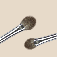 Pinceau de maquillage Snow Fox+XGF en poils de chèvre, à plumes, pour le surlignage, avec étiquette, en bois d'ébène, à poils naturels, en éventail unique