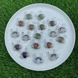 Escultura de Araña de Piedra Natural, Artículos Decorativos de Cristal Curativo, Aleación de Gemas, para Regalo - Product Image 1