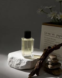 Perfume de Marca de Lujo de Alta Calidad Hecho en Fábrica Fragancia Amaderada Personalizada de Marca, Natural, Refrescante, Ecológica y Duradera - Product Image 5