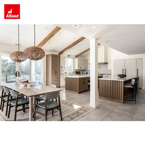 Mobile da Cucina Ecologico in <span class=keywords><strong>Legno</strong></span> Alland con Modanature Francesi, Armadio Laccato Beige Europeo e Isola Doppia in Rovere Bianco - Product Image 2