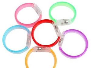 Bracelet LED acrylique lumineux clignotant à piles pour adolescents, concerts, événements, Nouvel An, décorations de fête - Product Image 5