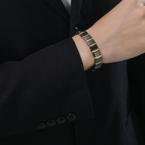 Pulsera magnética de cerámica de estilo clásico para el cuidado de la salud, pulsera de acero inoxidable para hombres a la moda - Product Image 4