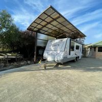 Cochera para RV, Estructura de Aluminio Extra Alta, Toldo Impermeable para Autocaravanas y Estacionamiento de Vehículos Grandes