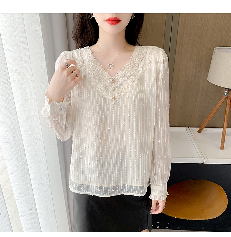 ［完売商品］Vneck lace blouse ànuke online store（アンヌーク） / Vneck Lace BlouseVneck