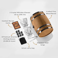 Vente en gros Coffret et support en bois personnalisé 2 verres 8 pierres Ensemble de bar à baril complet Boîte cadeau de pierres à whisky de qualité supérieure
