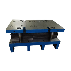 Moule <span class=keywords><strong>de</strong></span> poinçonnage progressif personnalisé pour la production d'accessoires <span class=keywords><strong>de</strong></span> quincaillerie en acier inoxydable : charnière <span class=keywords><strong>de</strong></span> porte à coin rond pour fenêtre - Product Image 4