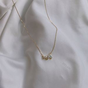 Collar Dylam 5a Stone S925 de Plata con Colgante Pequeño y Delicado, Chapado en Oro, Irregular, para Mujeres, Adolescentes y Niñas - Product Image 3