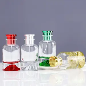 批发独特玻璃瓶香水喷雾压榨式喷嘴精致水