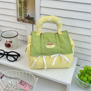 Sac Cosmétique Portable en Polyester Écologique à Fermeture Éclair, Forme Maison Mignonne, Grande Capacité, avec Poignée Souple, Motif Dessin Animé, Vente en Gros - Product Image 5