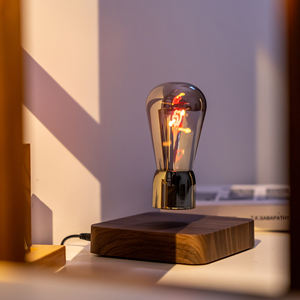 Lámpara de Mesa con Forma de Corazón HCNT, Luz Flotante Magnética Levitante, Tamaño Mediano para Sala de Estar, Regalos Personalizados - Product Image 3