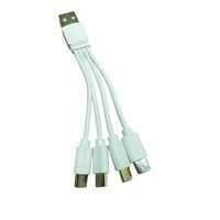 Câble de charge rapide USB 4-en-1 avec 4 ports USB-C |   Chargez 4 appareils avec un cordon court de 12 cm/4,7 pouces |   Ordinateur disponible en couleur blanche, OEM accepté