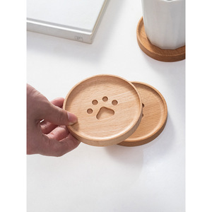 Sous-verre rond en bois naturel, style nordique, motif empreinte de patte, tapis isolant thermique pour tasses et bols - Product Image 1