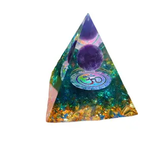Sphères de cristal Pyramide d'orgone Pierres d'améthyste Pyramide de méditation Chakra Générateur d'énergie Pierres Attirer la richesse Chanceux