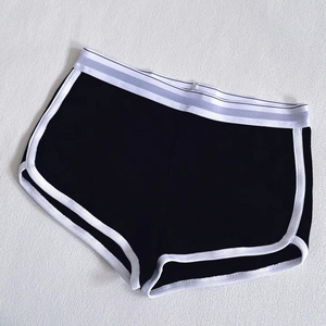 Short de plage décontracté grande taille pour femme Short de yoga de couleur unie avec short respirant vierge taille moyenne - Product Image 1