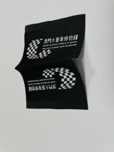 Étiquettes tissées personnalisées avec logo de marque pour vêtements, étiquettes principales pour le col des t-shirts - Product Image 3