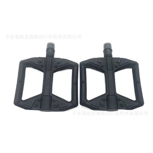 Pedales de bicicleta de montaña, plataforma antideslizante de plástico para bicicletas de montaña, accesorios coloridos para bicicletas - Product Image 2