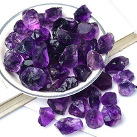 Vente en gros de pierre brute en cristal d'améthyste super violette de la plus haute qualité naturelle Uruguay pierre précieuse transparente foncée pierre brute