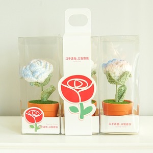Rosa de ganchillo creativa personalizada en maceta, producto tejido a mano, flor simulada para decoración de escritorio, set de regalo para profesores en caja para días festivos. - Product Image 3