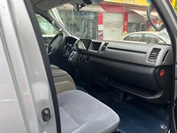 Autobús de Pasajeros Usado Toyota Hiace de 20 Asientos, Motor Diésel, Minibús de Segunda Mano en Venta