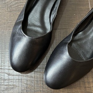 Scarpe Estive da <span class=keywords><strong>Donna</strong></span> in Pelle di Pecora Stile Francese di Alta Gamma con Punta Rotonda Dorata e Tacco Basso Nascosto - Traspiranti e Delicate sulla Pelle - Product Image 4