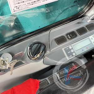 รถขุดตีนตะขาบ <span class=keywords><strong>Kobelco</strong></span> <span class=keywords><strong>SK200</strong></span>-<span class=keywords><strong>8</strong></span>/<span class=keywords><strong>SK200</strong></span>-10 มือสอง ขนาด 20 ตัน พร้อมเครื่องยนต์ฮีโน่ สายเบรกเกอร์ หัวเจาะ มอเตอร์ และปั๊ม พร้อมส่ง - Product Image 5
