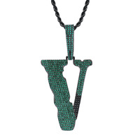 Collier pendentif initial V entièrement serti de pierres, bijoux hip-hop pour hommes