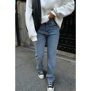 กางเกงยีนส์สีน้ำเงินเอวสูงทรงบอยเฟรนด์ ขาบาน ทรงสกินนี่ฟิต ผ้าระบายอากาศได้ดี ทรงบูทคัท ยาวพิเศษ สีเข้ม ไซส์ XL - Product Image 2